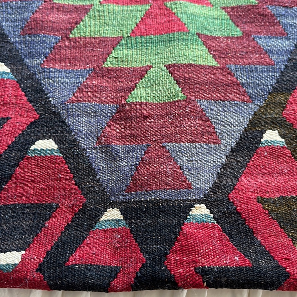 🇹🇷Turkish Kiln pillow. 18” x 30” long. Red and green are the main colors OOAK - Picture 9 of 13